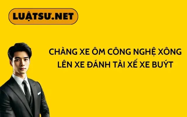 chang-xe-om-cong-nghe-xong-len-xe-danh-tai-xe-xe-buyt